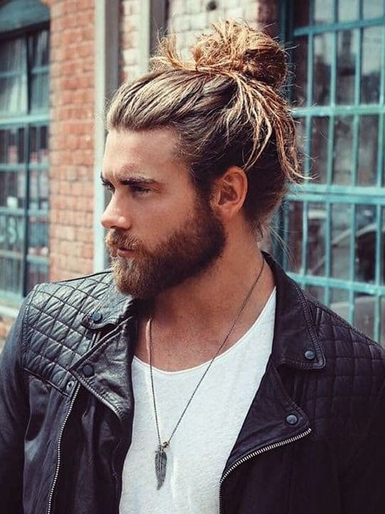 hairstyle with beard